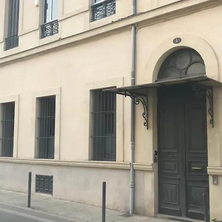 Grand Design, Arenes Apartamento Nîmes