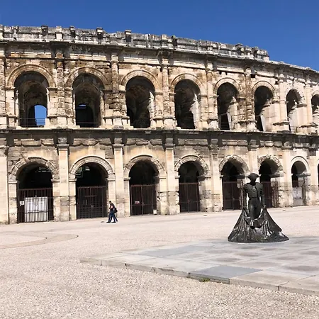 Grand Design, Arenes Apartamento Nîmes